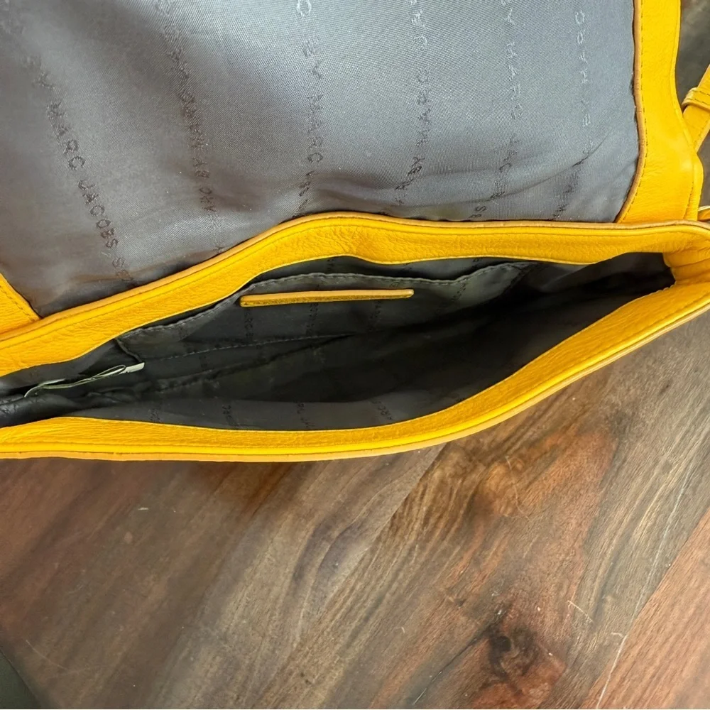 Marc by Marc Jacobs Yellow Leather Too Hot To Handle Sofia Crossbody Bag - Picture 8 of 10